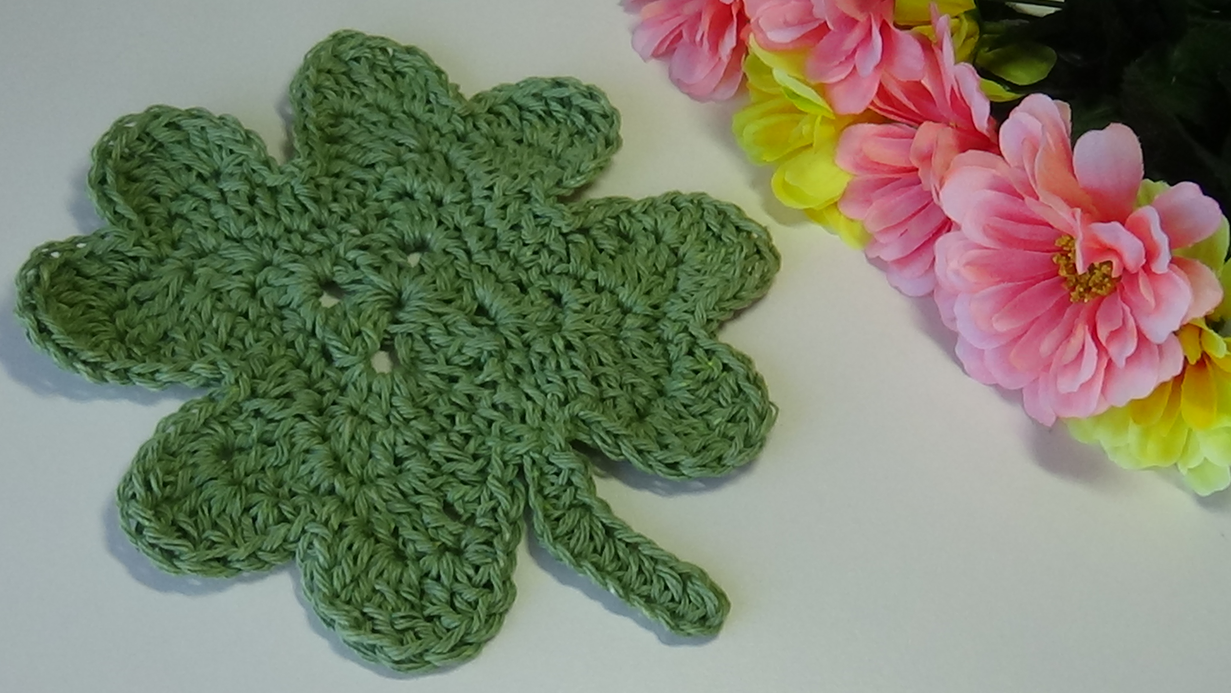 Four Leaf Clover Dishcloth (002)