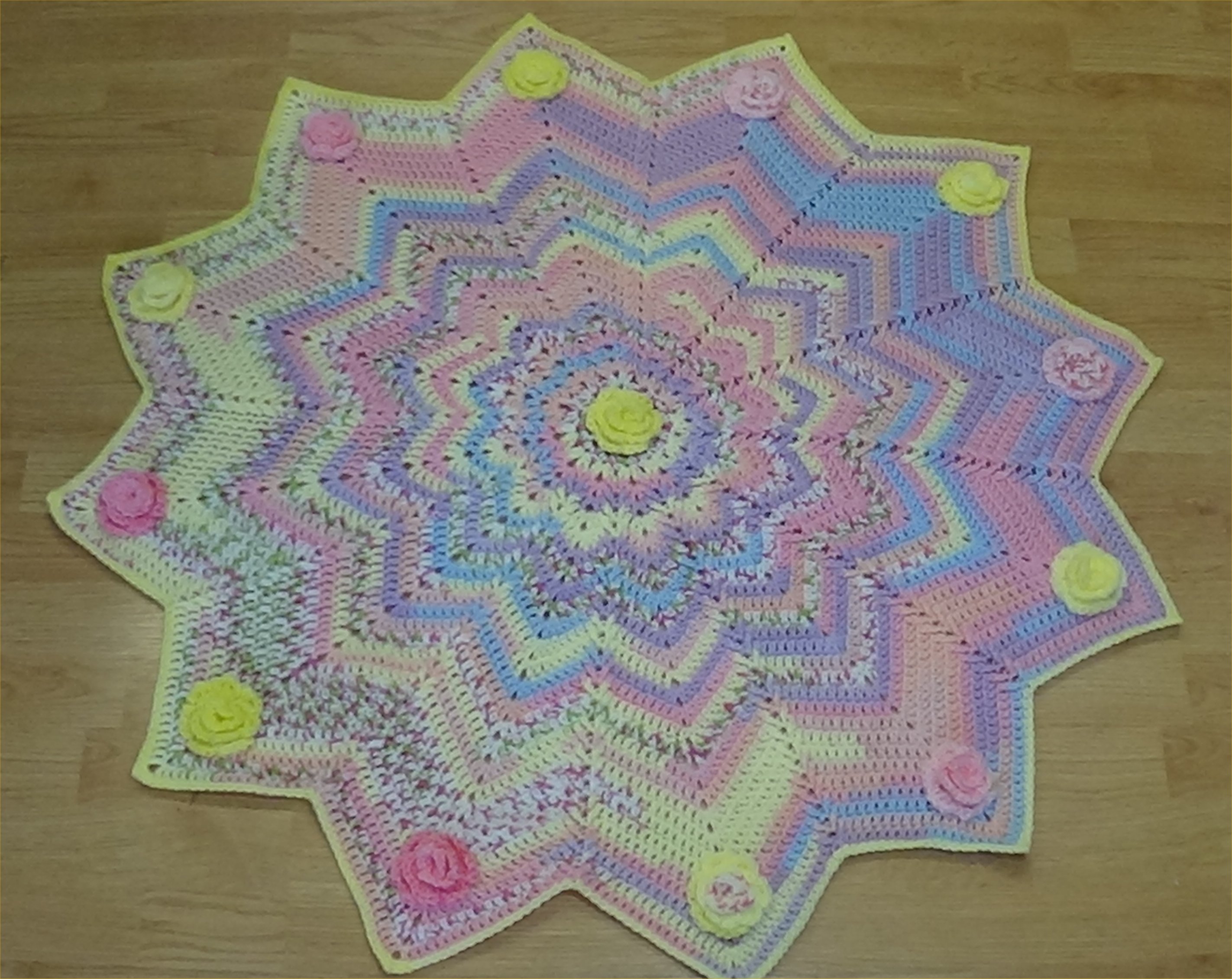 12 pointed star roses baby afghan