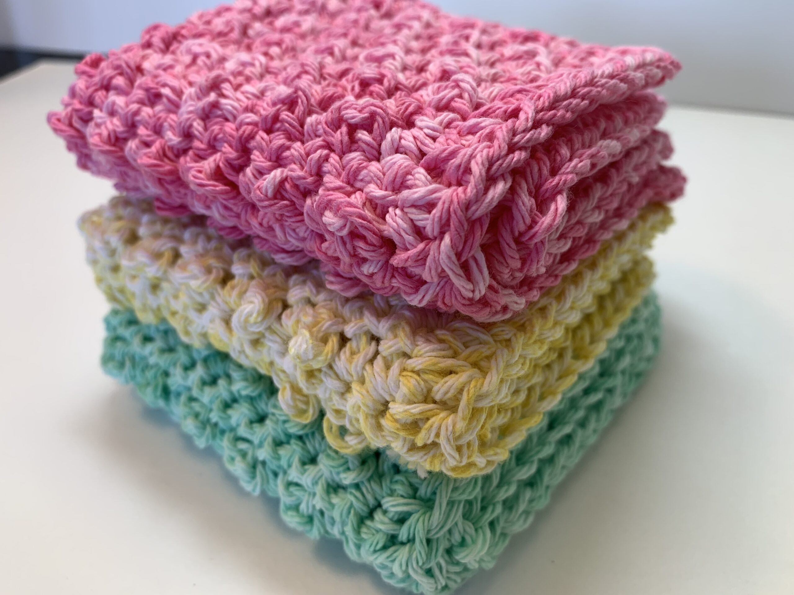 17 Easy Crochet Dishcloth Patterns - Sarah Maker